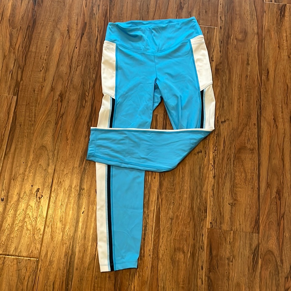 ✨NWOT✨ Victoria’s Secret PINK Active leggings, size M